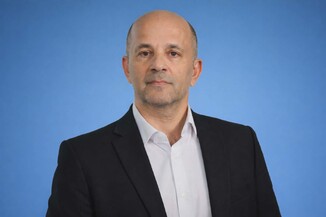 "ΕΛΛΗΝΙΚΗ ΚΤΗΝΟΤΡΟΦΙΑ: ΕΝΑΣ ΤΟΜΕΑΣ ΣΕ ΔΙΑΡΚΗ ΚΙΝΔΥΝΟ ΑΠΟ ΤΙΣ ΖΩΟΝΟΣΟΥΣ" ΤΟΥ ΘΑΝΑΣΗ ΠΕΤΡΟΠΟΥΛΟΥ